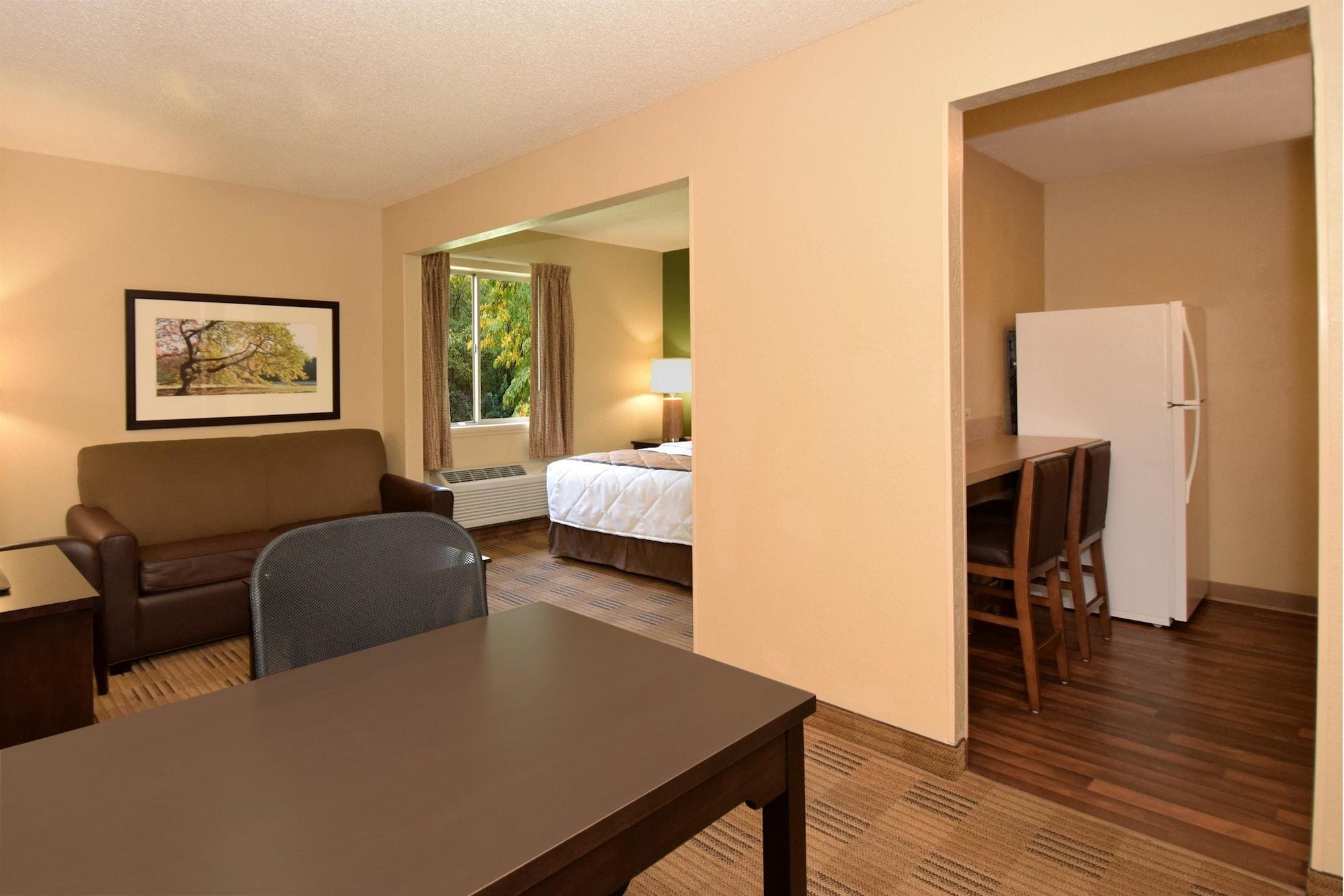 Extended America - - Airport - Bartram Ave Hotel 2*